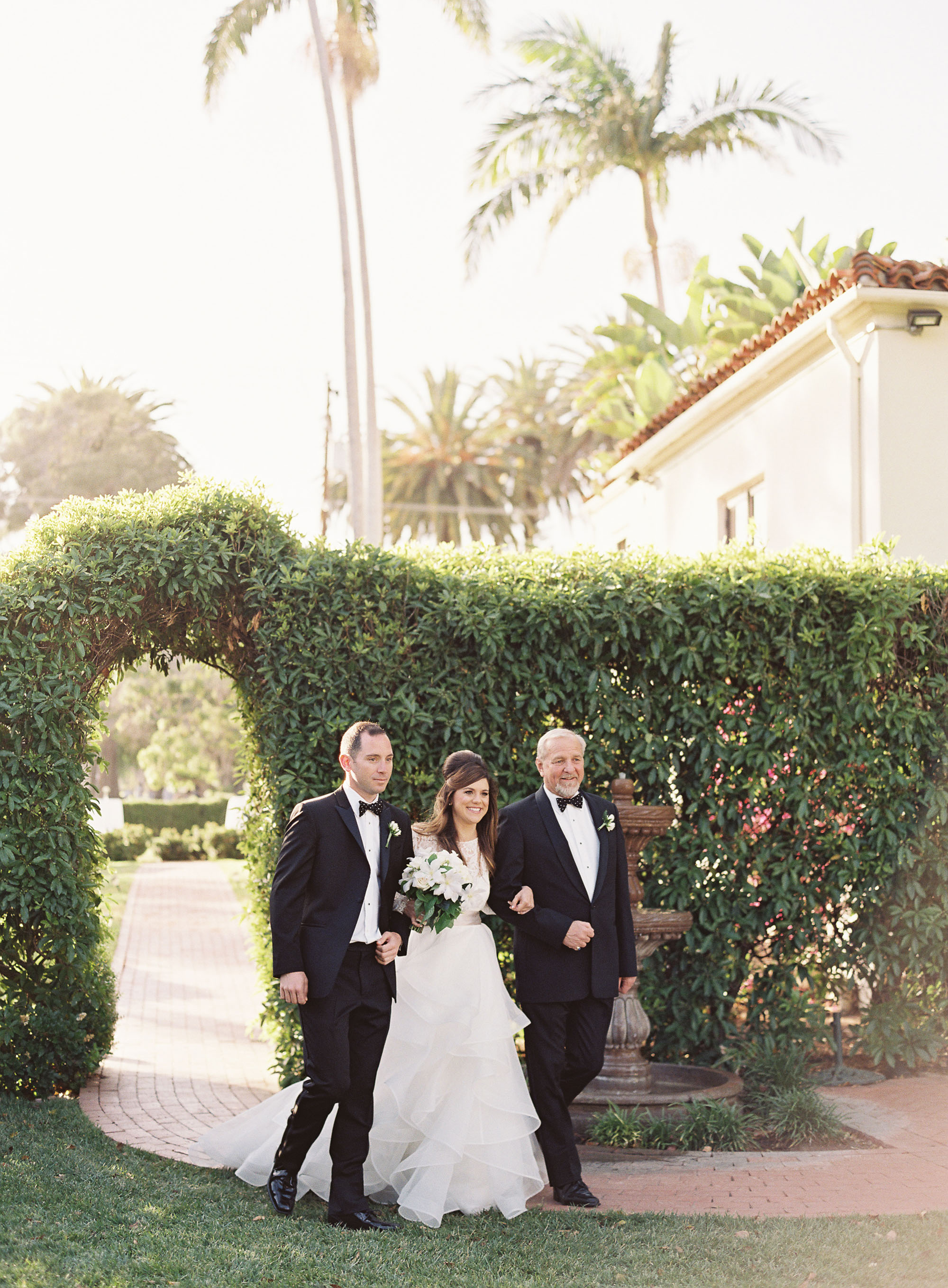 www.marycostaphotography.com | Santa Barbara Riviera Mansion Wedding | 065